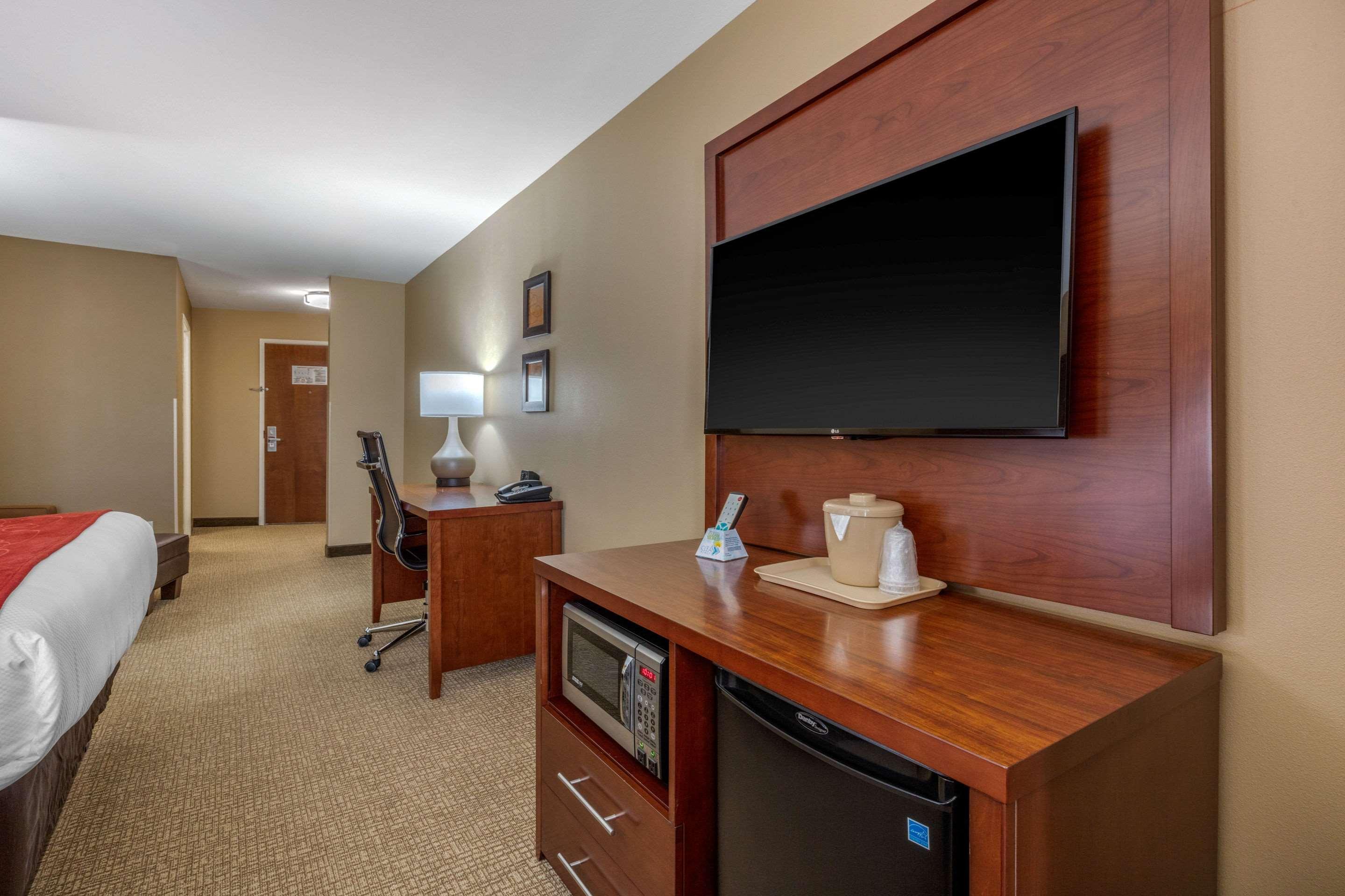 Comfort Suites Pelham Hoover I-65 Экстерьер фото