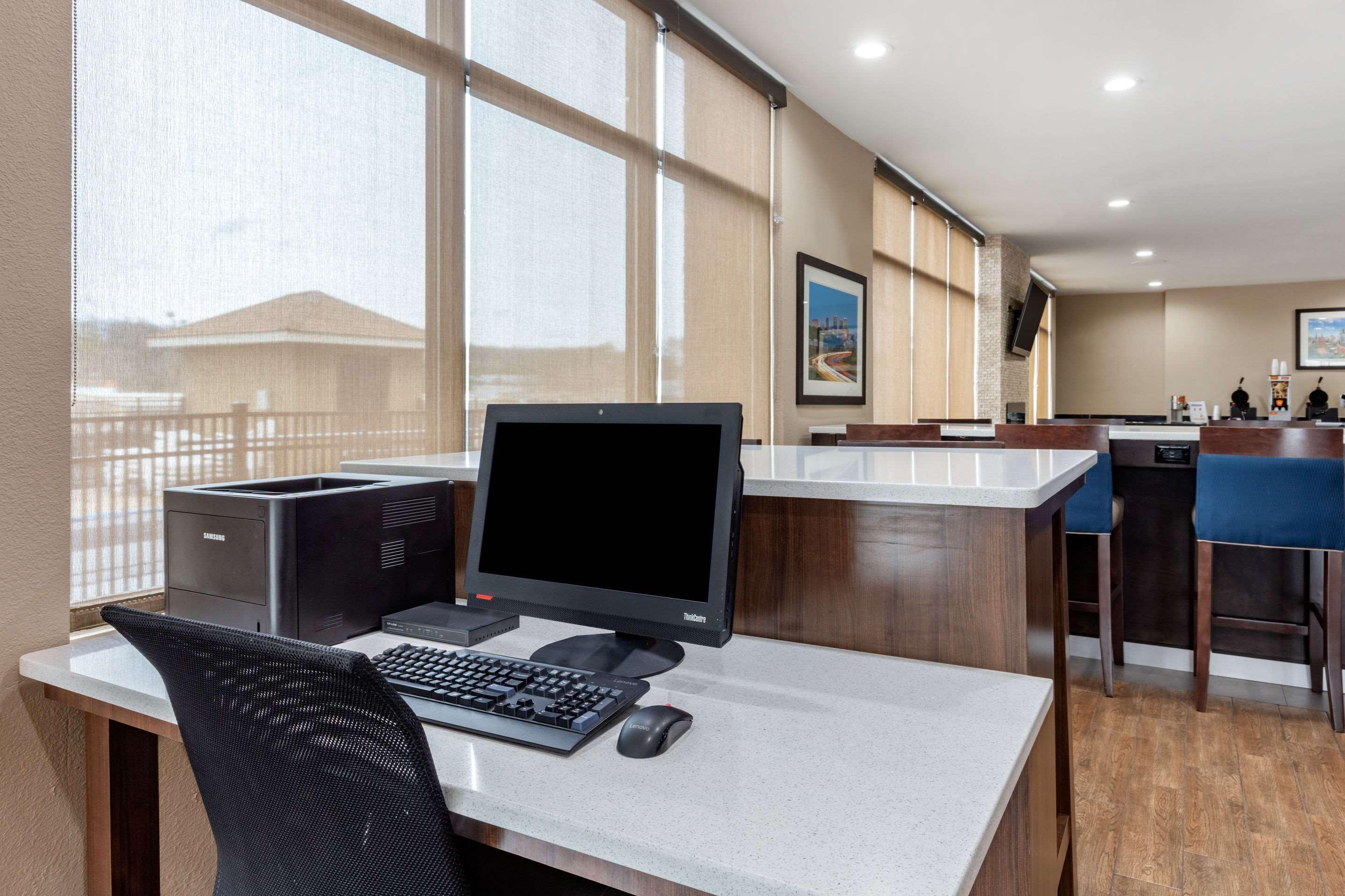 Comfort Suites Pelham Hoover I-65 Экстерьер фото