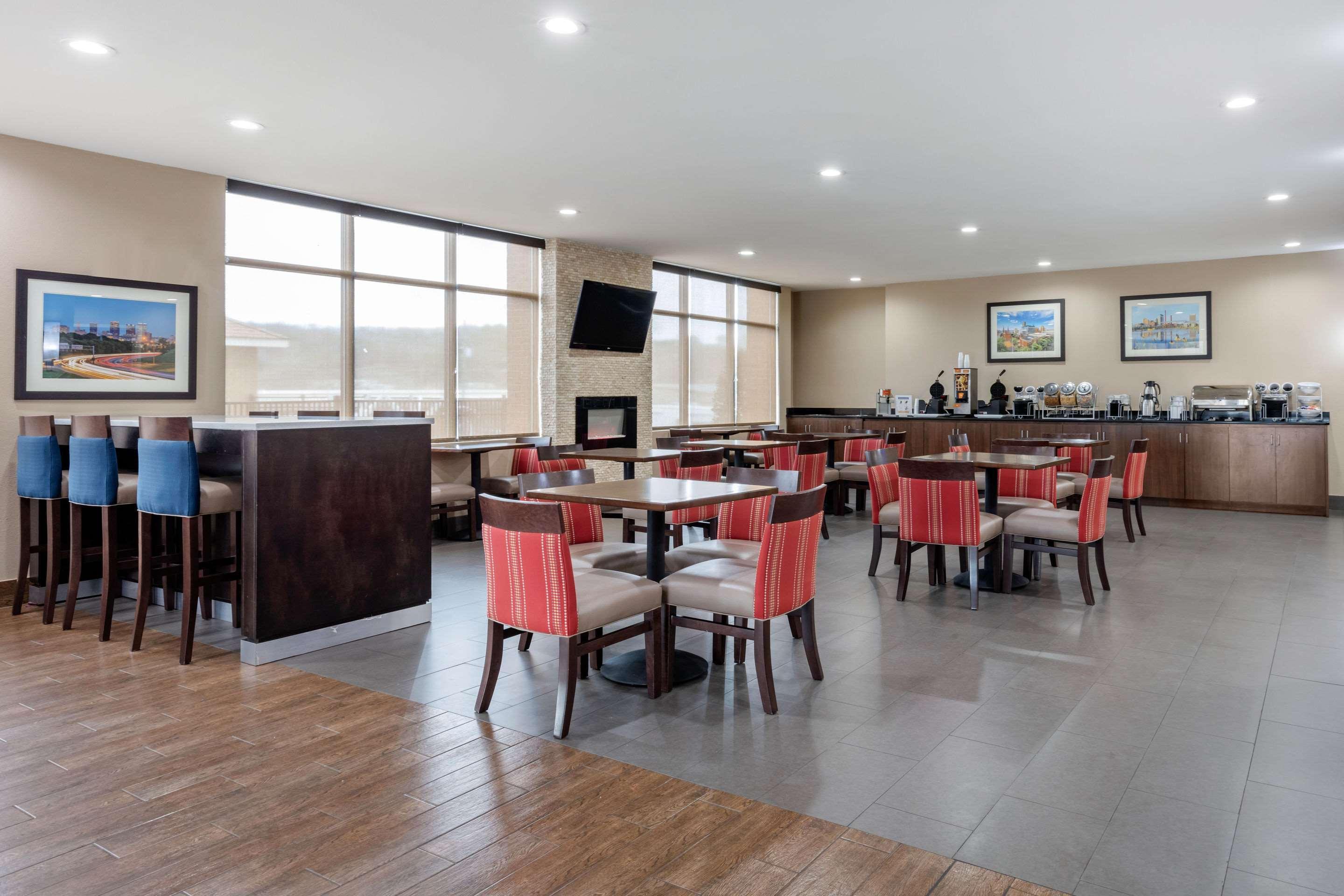 Comfort Suites Pelham Hoover I-65 Экстерьер фото