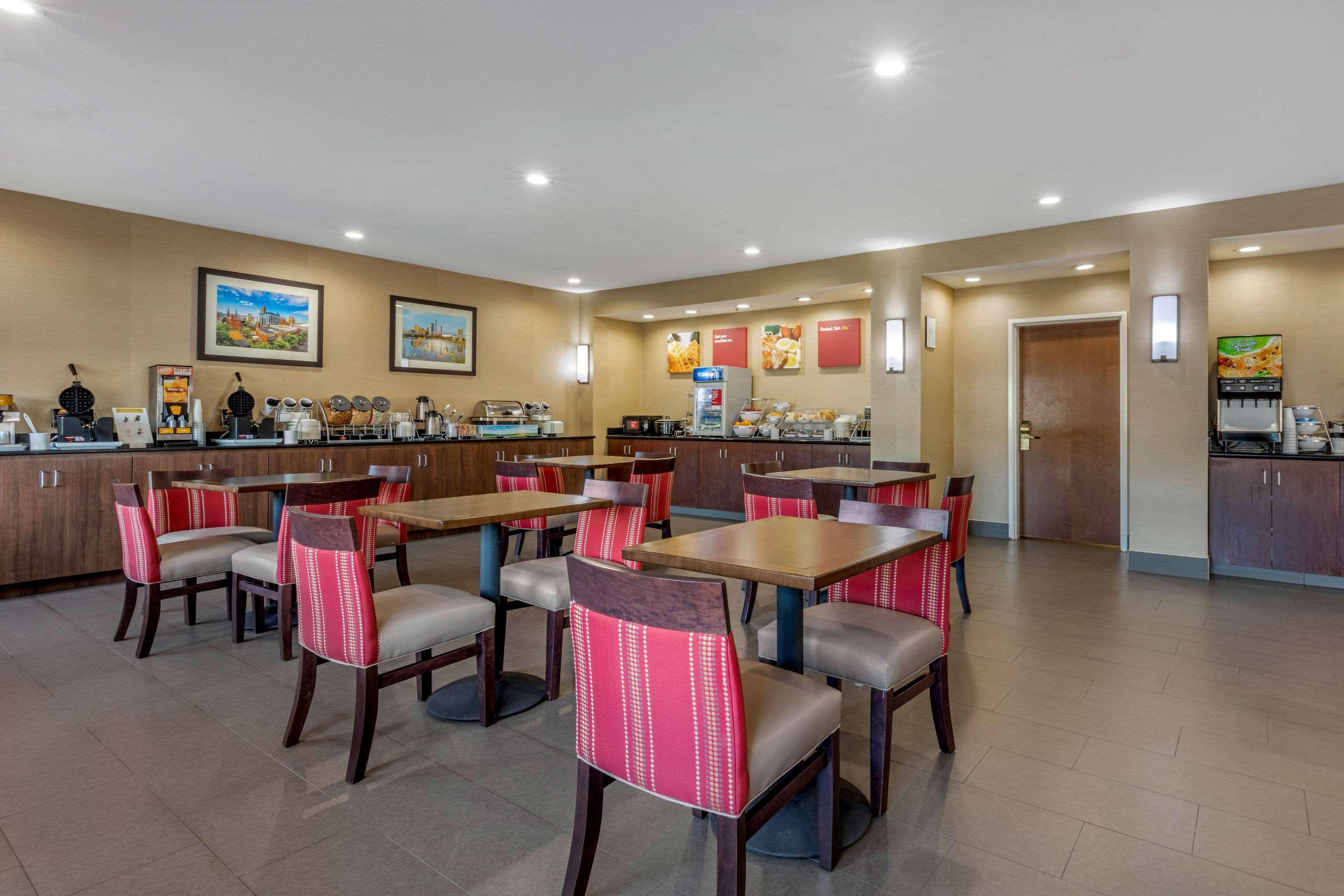Comfort Suites Pelham Hoover I-65 Экстерьер фото