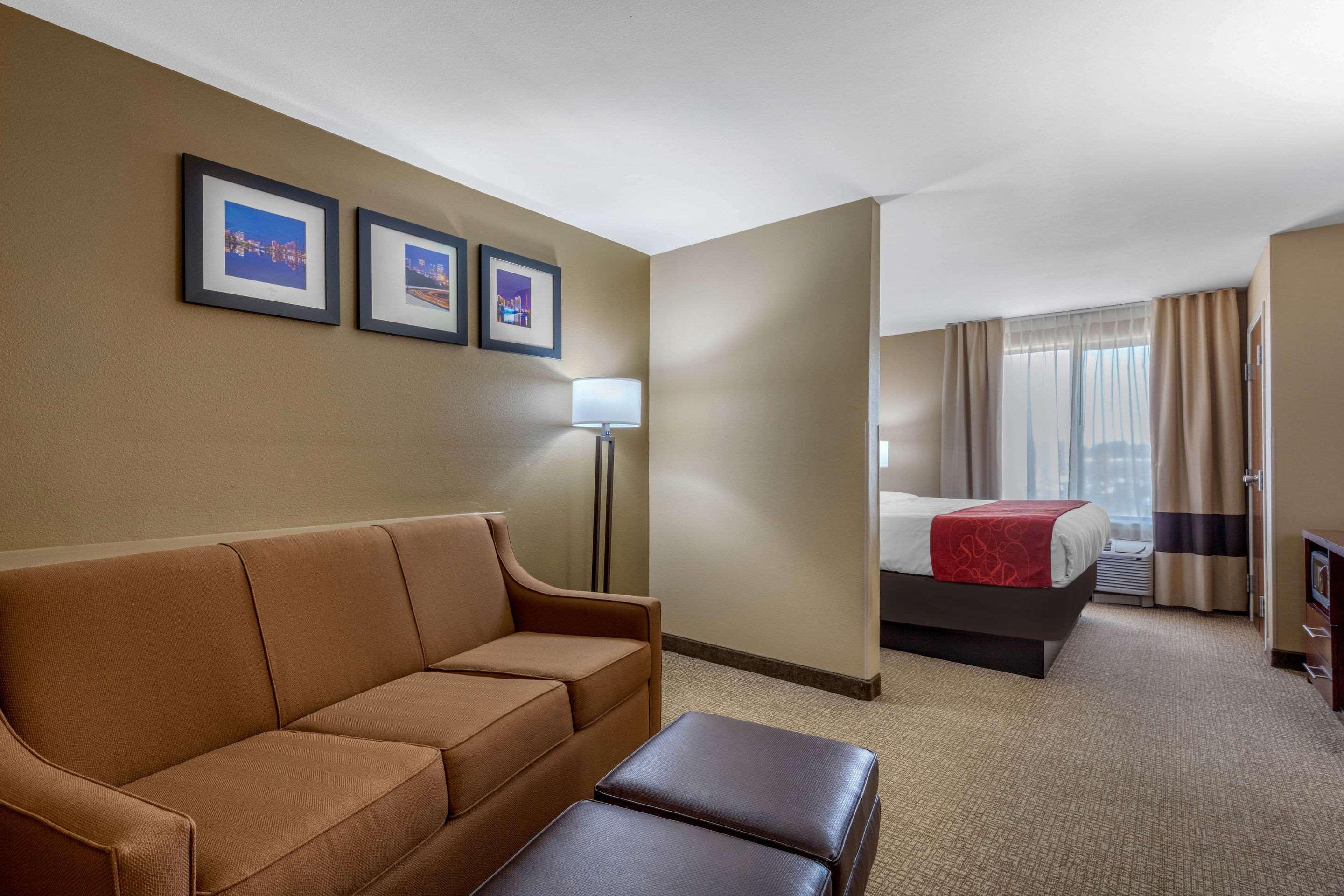 Comfort Suites Pelham Hoover I-65 Экстерьер фото